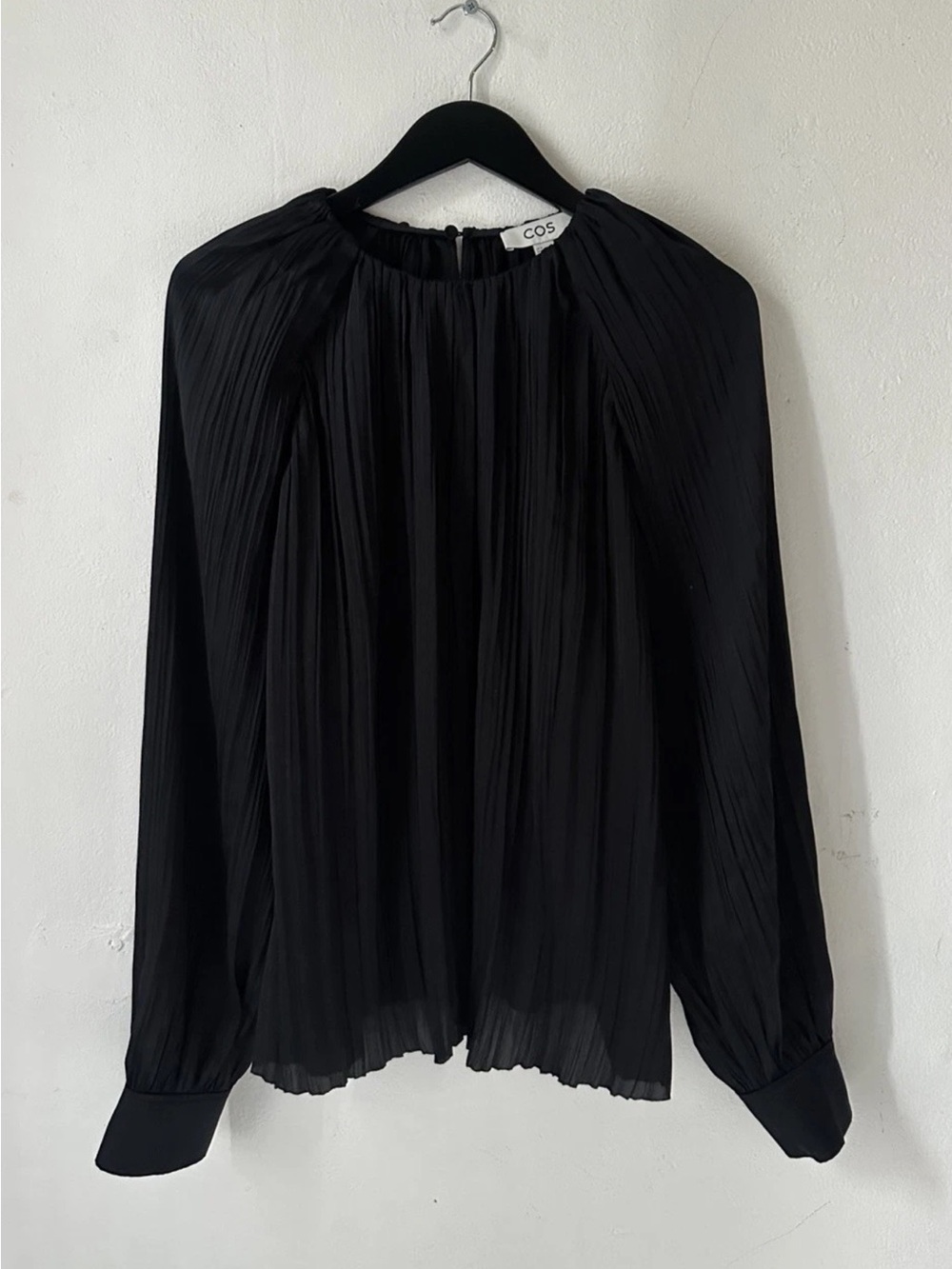COS Women's Black Pleated Blouse Long Sleeve Gathered Neck Size 10